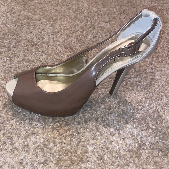Worthington High Heel Shoe Size 8 Left Shoe - Picture 2 of 10